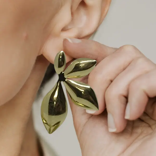 Golden Leaf Luxe Earrings