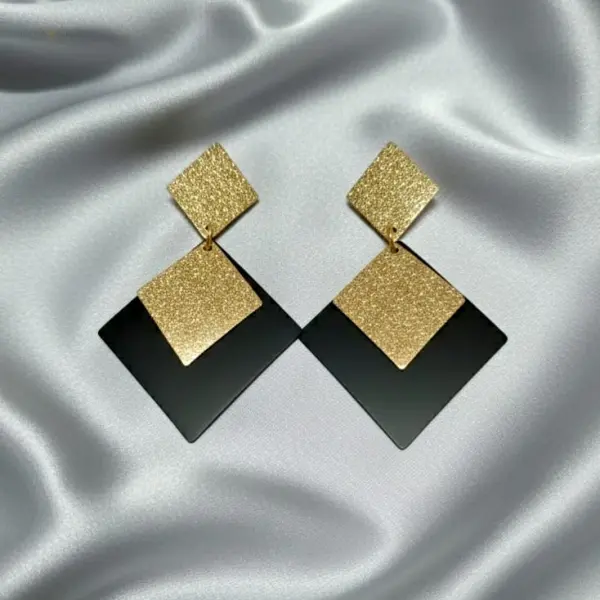 Matte & Glitter Drop