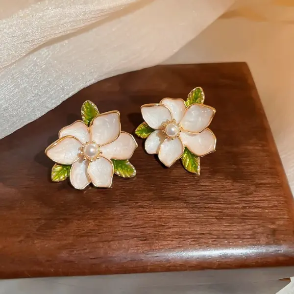Enamel White Floral Stud