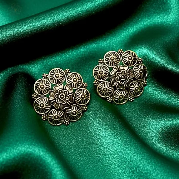 Oxidised Floral Stud
