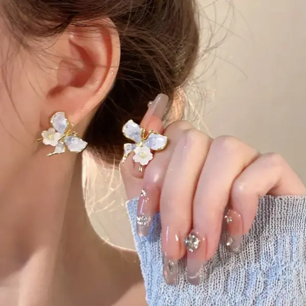 Butterfly Stud earring