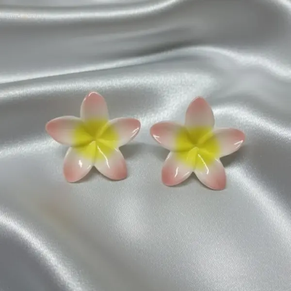 Bali Flower Stud-Pink